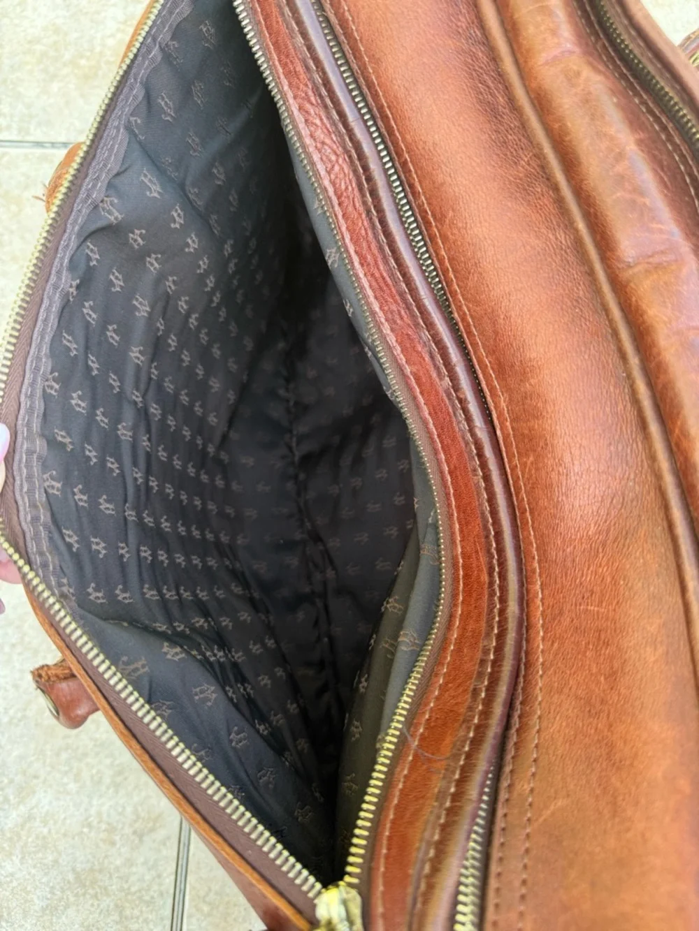 J.W. Hulme Co. Brown Leather Men’s Briefcase Shoulder Bag